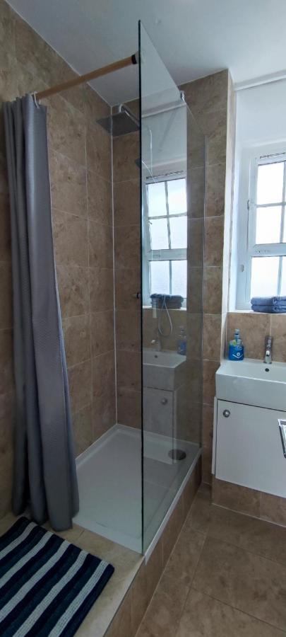 Location Location Location, Whole Apartment For You! London Exterior foto