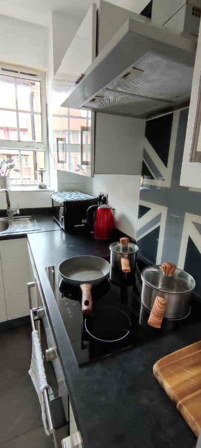Location Location Location, Whole Apartment For You! London Exterior foto