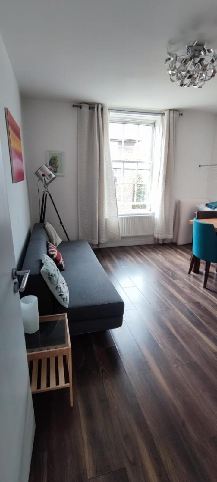 Location Location Location, Whole Apartment For You! London Exterior foto